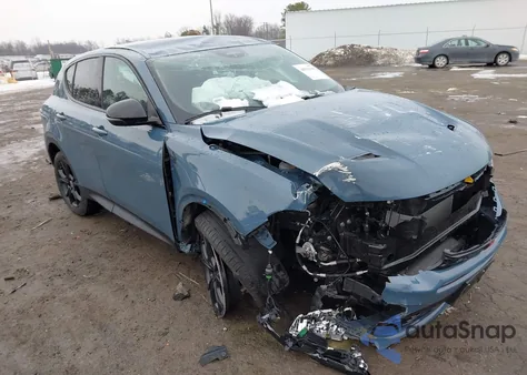 2023 Dodge Hornet Gt Awd из США, поврежденный, VIN ZACNDFAN0P3A04424